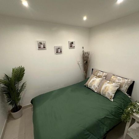 פריז Les Champs Elysees-125M2 Modern And Spacious מראה חיצוני תמונה