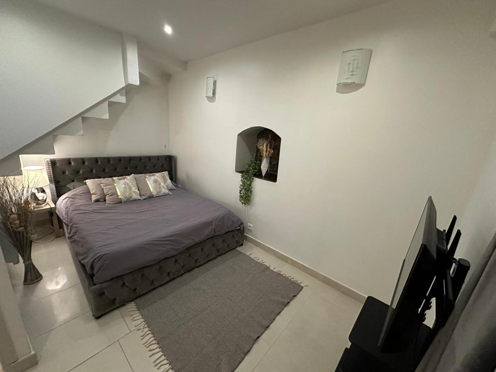 פריז Les Champs Elysees-125M2 Modern And Spacious מראה חיצוני תמונה
