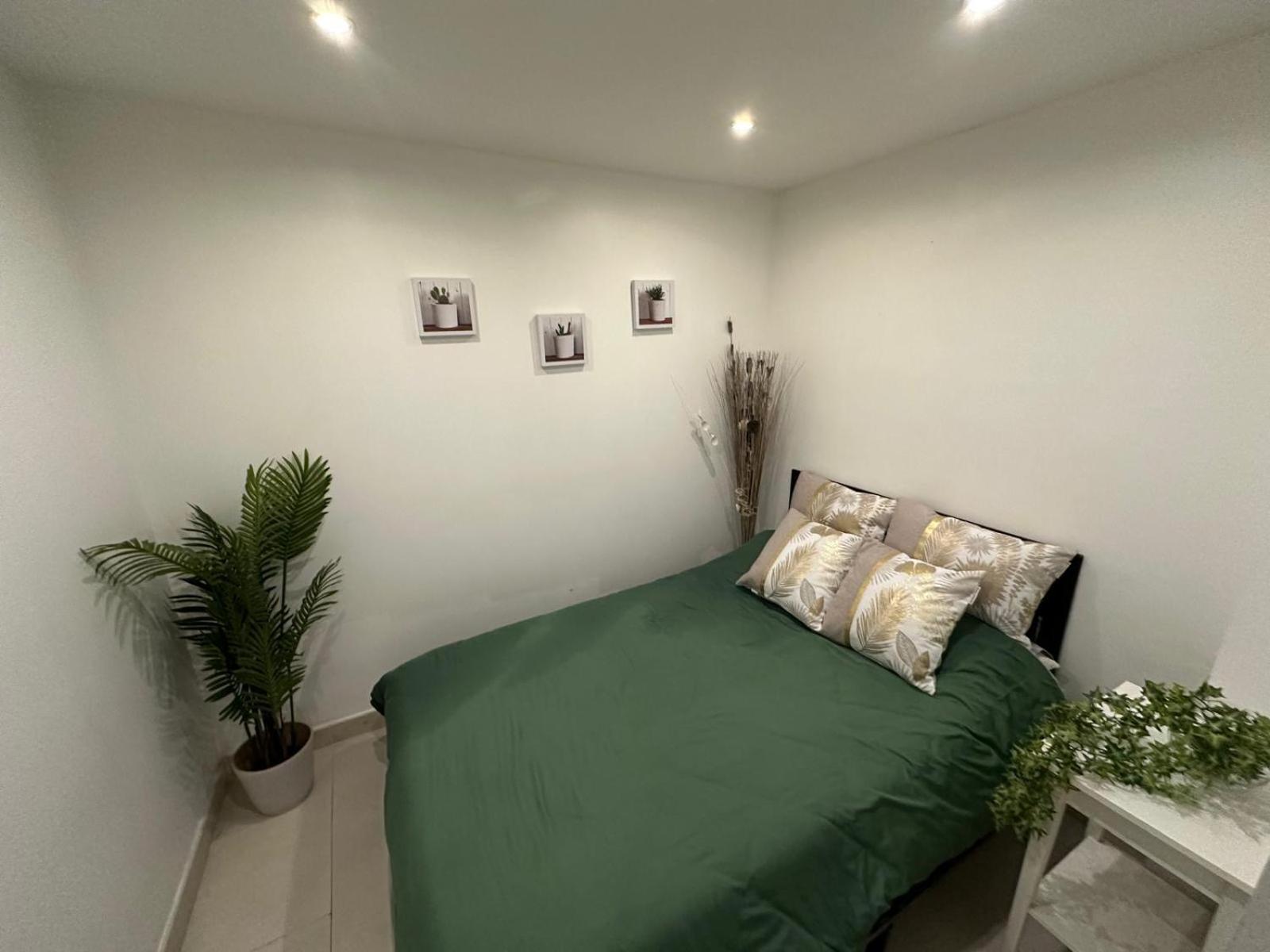 פריז Les Champs Elysees-125M2 Modern And Spacious מראה חיצוני תמונה