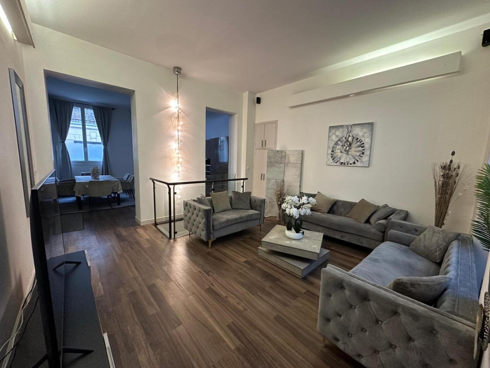 פריז Les Champs Elysees-125M2 Modern And Spacious מראה חיצוני תמונה