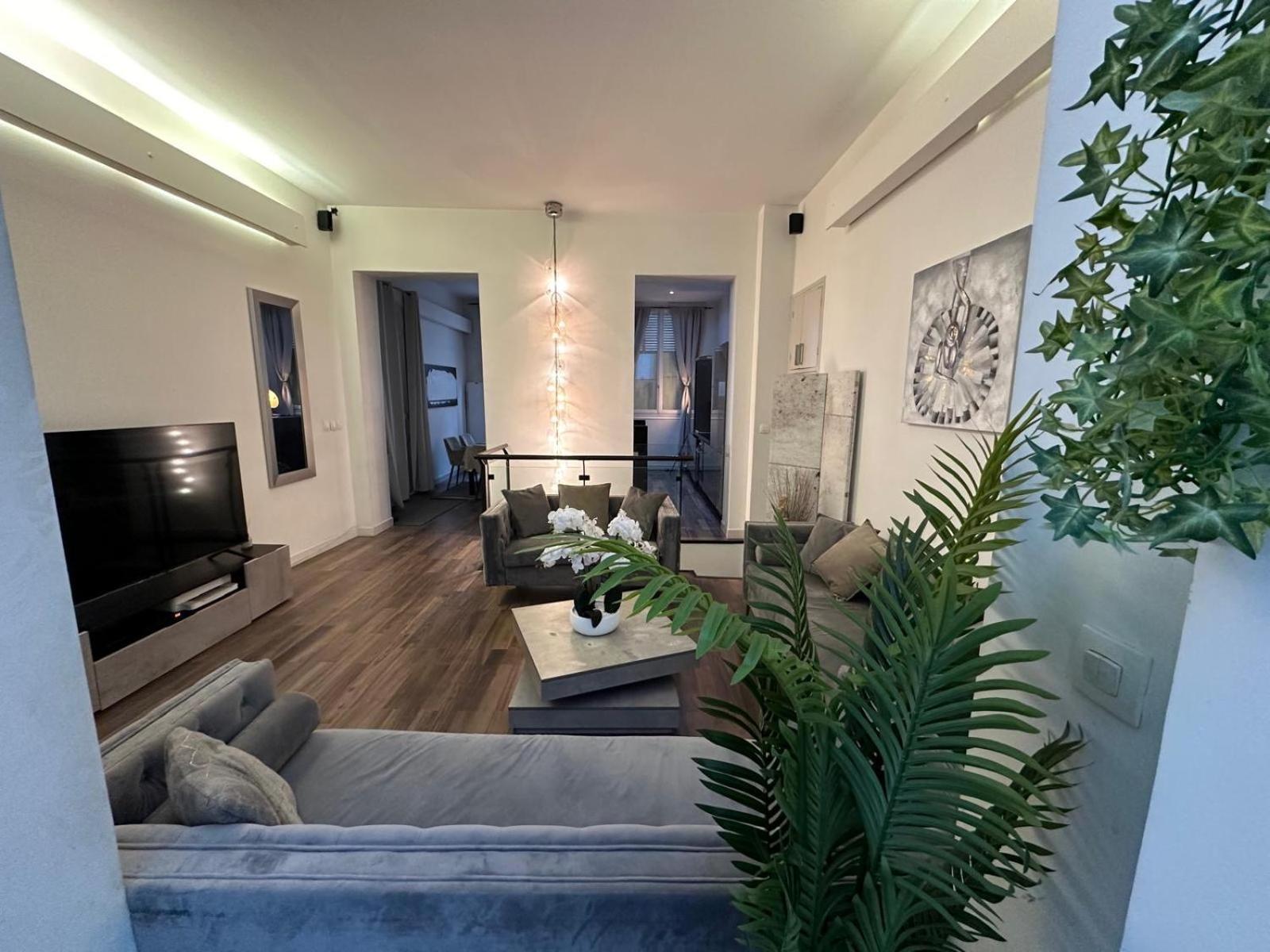 פריז Les Champs Elysees-125M2 Modern And Spacious מראה חיצוני תמונה